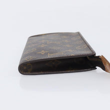 Load image into Gallery viewer, Louis Vuitton Monogram Bucket GM Pochette
