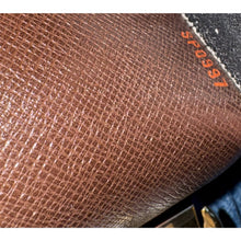 Load image into Gallery viewer, Louis Vuitton Damier Ebene Medium Ring Agenda
