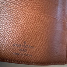 Load image into Gallery viewer, Louis Vuitton Monogram Medium Ring Agenda SP0937
