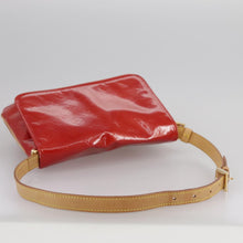 Load image into Gallery viewer, Louis Vuitton Vernis Thompson Street Red
