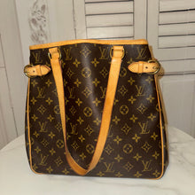 Load image into Gallery viewer, Louis Vuitton Monogram Batignolles Vertical
