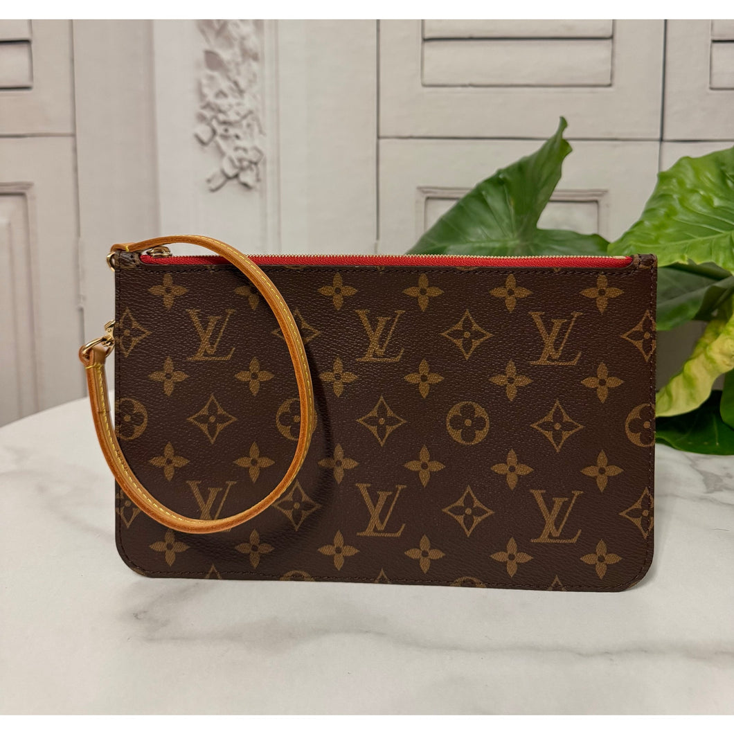 Louis Vuitton Monogram Neverfull MM Pouch