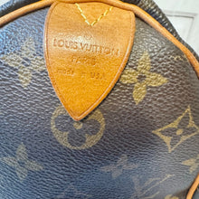Load image into Gallery viewer, Louis Vuitton Monogram Speedy 25 SD0040
