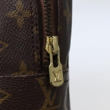 Load image into Gallery viewer, Louis Vuitton Trousse Toiletry 28
