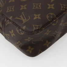 Load image into Gallery viewer, Louis Vuitton Trousse Toiletry 28
