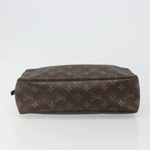 Load image into Gallery viewer, Louis Vuitton Trousse Toiletry 28

