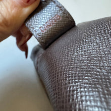 Load image into Gallery viewer, Louis Vuitton Damier Ebene Trousse Toilette 23 CA0979
