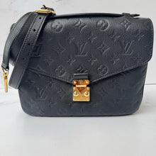 Load image into Gallery viewer, Louis Vuitton Black Empreinte Pochette Metis
