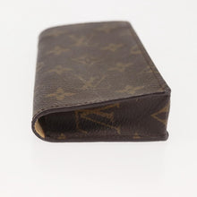 Load image into Gallery viewer, Louis Vuitton Monogram Etui a Lunettes Simple Eyeglass Case SN0071
