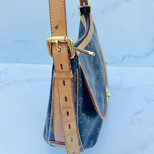 Load image into Gallery viewer, Louis Vuitton Monogram Tulum GM
