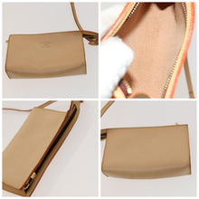 Load image into Gallery viewer, Louis Vuitton Vinyl Cabas Sac Ambre MM
