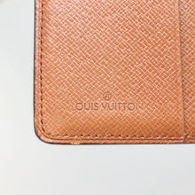 Load image into Gallery viewer, Louis Vuitton Passport Cover
