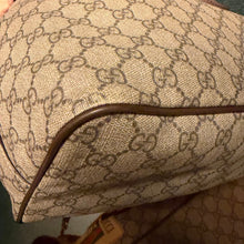 Load image into Gallery viewer, Gucci Supreme GG Canvas Courrier Soft Tote
