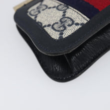 Load image into Gallery viewer, Gucci GG Supreme Vintage Kisslock Coin Purse
