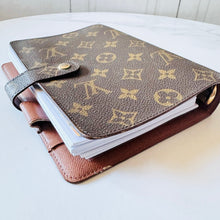Load image into Gallery viewer, Louis Vuitton Monogram Medium Ring Agenda SP0937
