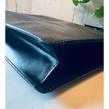 Load image into Gallery viewer, Louis Vuitton Epi Monceau Black
