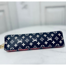 Load image into Gallery viewer, Louis Vuitton Crafty Bundle: Round Coin Purse and Elizabeth Pouch
