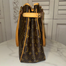 Load image into Gallery viewer, Louis Vuitton Monogram Batignolles Vertical
