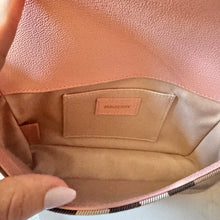 Load image into Gallery viewer, BRAND NEW Burberry Hampshire Crossbody and Wallet Bundle Pink
