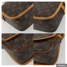 Load image into Gallery viewer, Louis Vuitton Monogram Sologne
