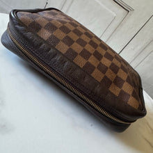 Load image into Gallery viewer, Louis Vuitton Damier Ebene Trousse Toilette 23 CA0979
