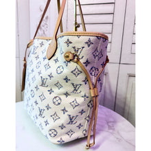 Load image into Gallery viewer, Louis Vuitton Nautical Jaquard Neverfull MM with Pouch

