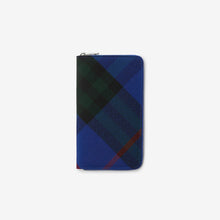 Load image into Gallery viewer, BRAND NEW Burberry XL Zip Wallet
