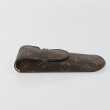 Load image into Gallery viewer, Louis Vuitton Monogram SN1022 Etui a Lunettes Rabat Sunnies/ Eyeglass Case
